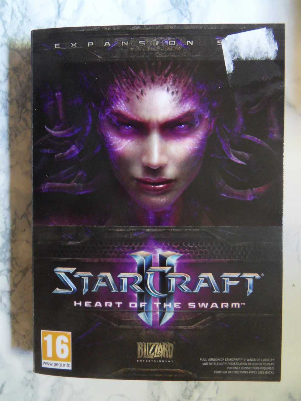 StarCraft II (2) Heart of the Swarm - Expansion Set (PC) (UUSI MUOVEISSA)