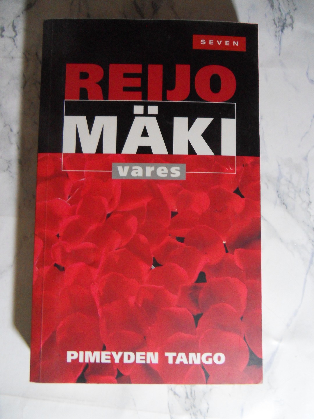 Pimeyden tango, Reijo Mäki